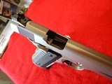 DAN WESSON NIB VALOR STAINLESS STEEL 1911 PISTOL .45 ACP - 10 of 12