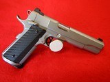 DAN WESSON NIB VALOR STAINLESS STEEL 1911 PISTOL .45 ACP - 1 of 12