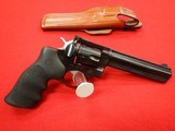 RUGER GP100 BLUE STEEL 6-SHOT REVOLVER W/BIANCHI HOLSTER & 3 SPEEDLOADERS - 4 of 8