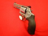SMITH AND WESSON 686 NIB 4