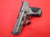 SMITH & WESSON M&P9 M2.0 METAL - 2 of 10