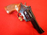 SMITH AND WESSON MODEL 19-5, 4