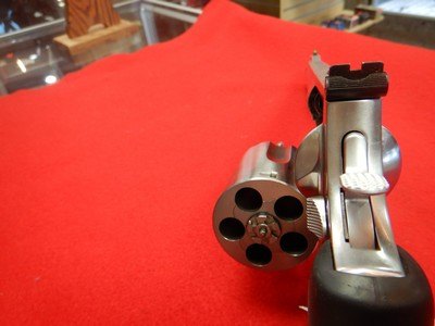Smith & Wesson 460 XVR Revolver - Image 2 of 4