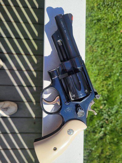 Smith and Wesson 4