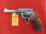 Smith & Wesson 629, 44 Mag. - 1 of 2