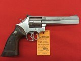 Smith & Wesson 686-4, 357 Mag - 2 of 2