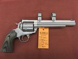 Ruger New Model Super Blackhawk Hunter - 1 of 2