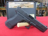 Glock 17, 9MM, Desert Storm Commemorative - 2 of 6