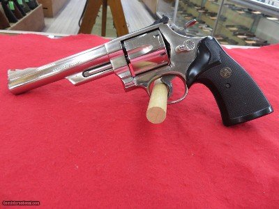 Smith & Wesson 57 1, 41 Mag