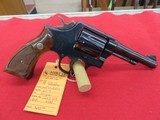 Smith & Wesson 10-7, 38 special - 1 of 2