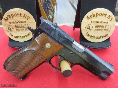 Smith & Wesson, 39-2, 9MM - Image 1 of 2