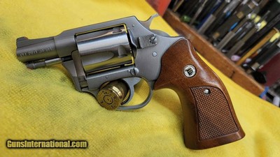 Charter Arms Off Duty 38 Spl.Stainless Steel Like New Free Shipping