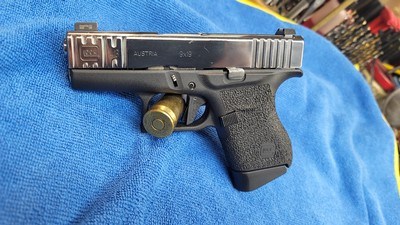 GLOCK 43 CUSTOM 9MM LIKE NEW - Image 1 of 5