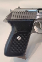 Sig Sauer P230 SL .380acp. JE 1984 - 2 of 10