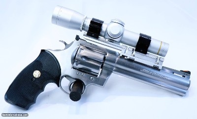 Colt Anaconda 44 mag 6" Barrel Leupold FX-11 2x20