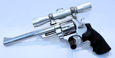 Smith & Wesson 629-1 .44 Mag Leupold M8-4X