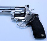 Taurus Model 608 8 Shot 357 Magnum 4" Barrel - Image 4 of 15