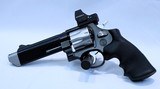 Smith & Wesson 627-5 357 mag - 1 of 14