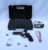 Smith & Wesson 627-5 357 mag - 14 of 14