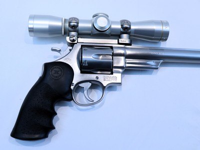 Smith & Wesson629-1 .44 mag. Leupold M8 4X - Image 6 of 15