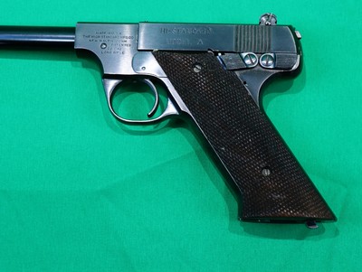 High Standard Model A 22lr 6-3/4" Barrel 3 Mags - Image 4 of 10
