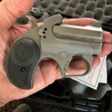 BOND ARMS ‘ROUGHNECK’ 9mm DERRINGER TYPE HANDGUN 9mm - 5 of 7