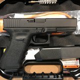 GLOCK G17 9mm SEMI-AUTO GEN3 PISTOL GLPI1750203 - 8 of 9