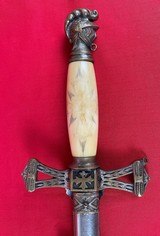 Knights Templar ceremonial sword by Horstmann of Philadelphia - 6 of 11