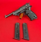 Walther P38/P1 German 9mm pistol Made 1962 w/ 2 Walther mags - 5 of 11