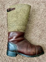 WWII WW2 German Late-War Winter Combat Boots in Brown Leather with RBNr
in Superb Condition - 4 of 15