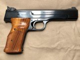 Smith & Wesson Model 41 Great Condition - 2 of 8