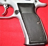 EAA Witness 9mm Chrome Box and Manual - 9 of 15