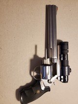 SMITH AND WESSON MODEL 686 .357 - 14 of 21