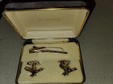 GOLD PLATED BROWNING TIE CLIP AND CUFFLINKS SET - 7 of 11