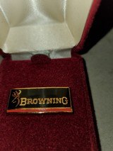 VINTAGE BROWNING HAT OR LAPEL PIN WITH GIFT BOX - 2 of 5