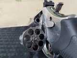 S&W 686-6 .357 - 4 of 8