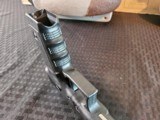 Glock 22 .40 S&W - 5 of 7