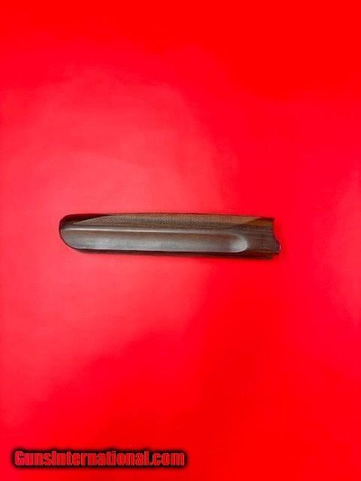 PERAZZI 12 GAUGE TYPE 4 BEAVERTAIL FOREND - PREOWNED