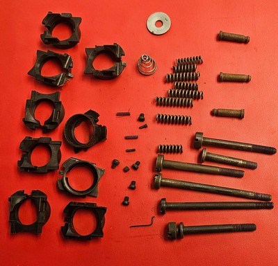 LOT OF ASSORTED SHOTGUN PARTS - Image 4 of 12