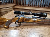 Weatherby Mark V 7mm Mag Bolt-Action Rifle - 1 of 14