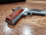 Dan Wesson 1911 Commander Classic 45 acp Bobtail Stainless - 10 of 11