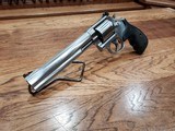Smith & Wesson Model 686 Plus 357 Magnum - 1 of 8