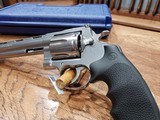 Colt Anaconda 44 Magnum 8 in. SS - 5 of 9
