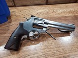 Smith & Wesson Model 629 Deluxe 6.5 in. 44 Magnum - 6 of 8