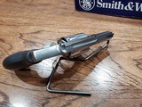 Smith & Wesson Model 640 J-Frame Concealed Hammer Revolver 357 Magnum - 3 of 4