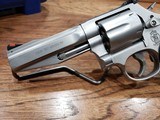 Smith & Wesson Performance Center Pro Series Model 686 SSR 357 Magnum 4 in. - 3 of 9
