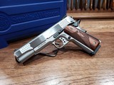 Smith & Wesson Model SW1911 E Series 1911 45 acp - 1 of 7