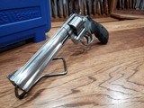 Smith & Wesson Model 686 Plus 357 Magnum 7 in. - 2 of 7