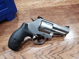 Smith & Wesson Model 69 Combat 44 Magnum - 4 of 6