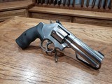 Smith & Wesson Model 617 22 LR 4 in. - 4 of 5
